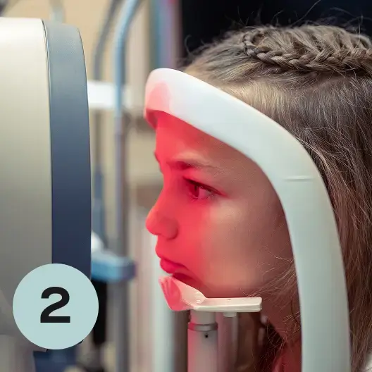 Grondige analyse van het oog bij kinderen